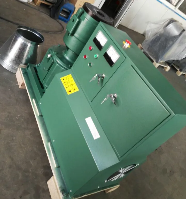 
Factory supply granulator for feed pellet 