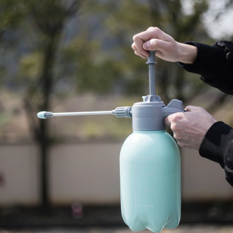 2L PE Plastic Household Sprayer Pump