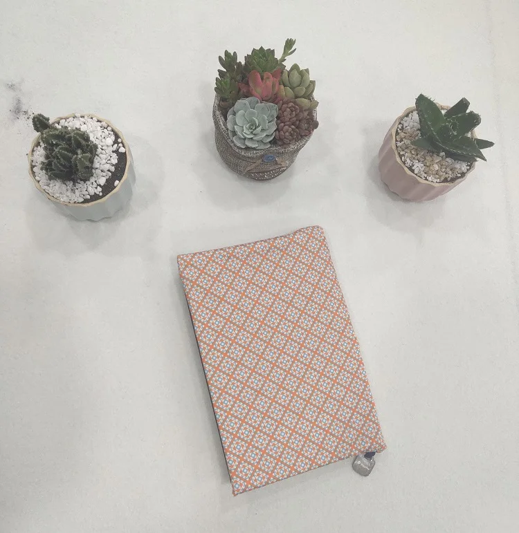 
2019 hot sale custom promotional bookcover stretchable fabric book cover 