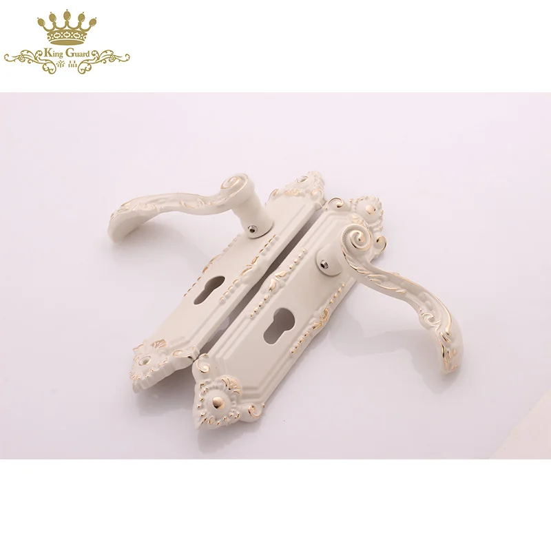 New design luxury fancy door handles zinc alloy household bedroom wooden door handles