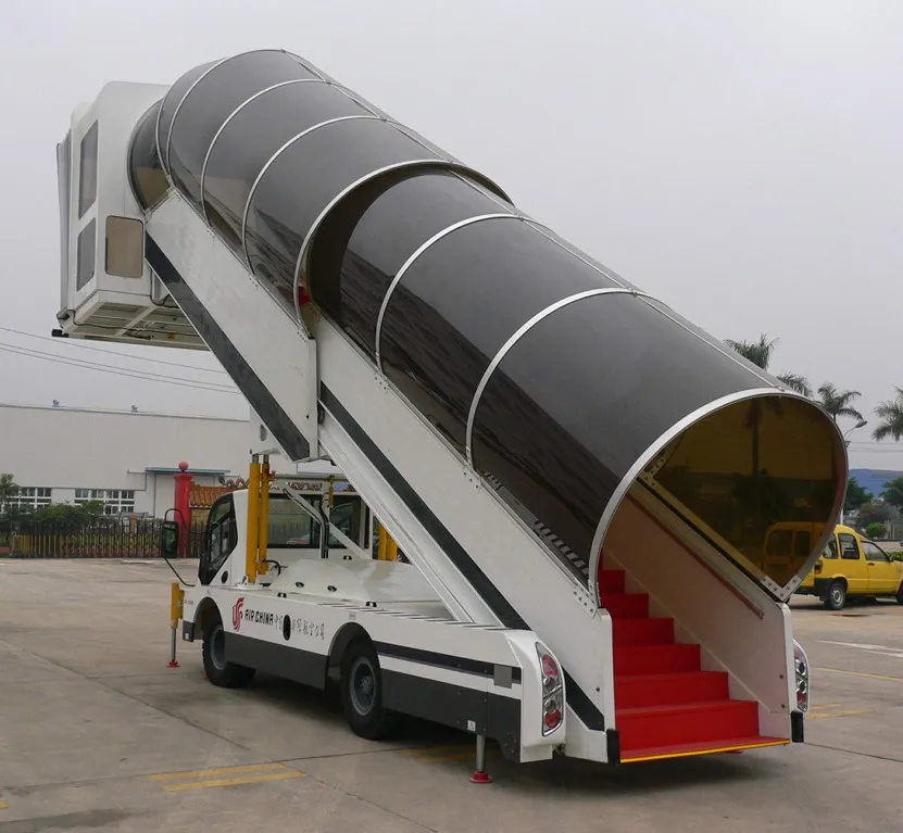 Airport Self-propelled Plane Airflight Passenger Boarding Stair with Rain Roof