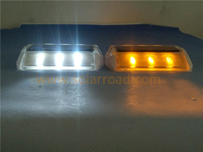 
Traffic LED Raised Pavement Marker Reflective Solar Road Stud 