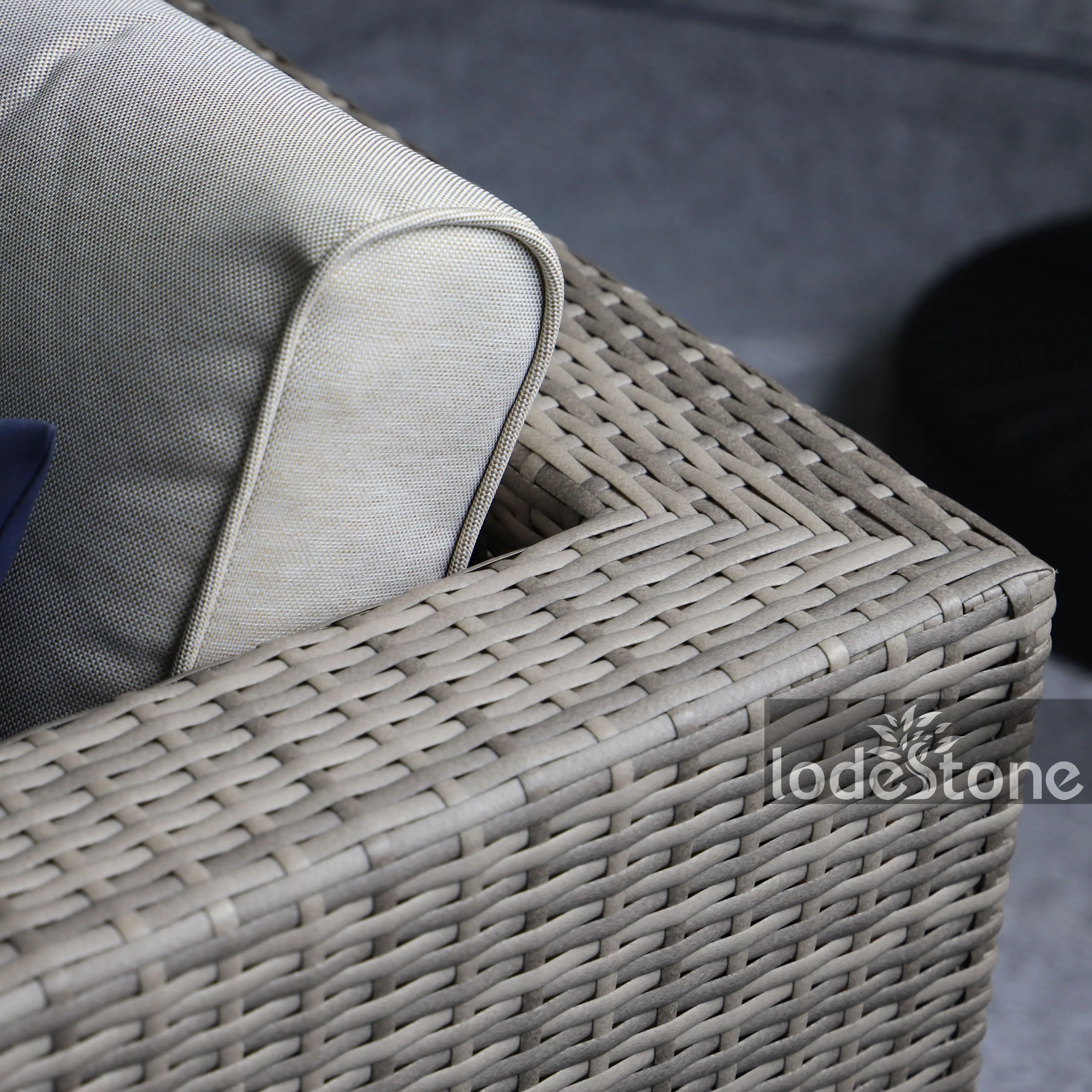 2018 new design 4pcs aluminum wicker corner set storage table rattan furniture outdoor