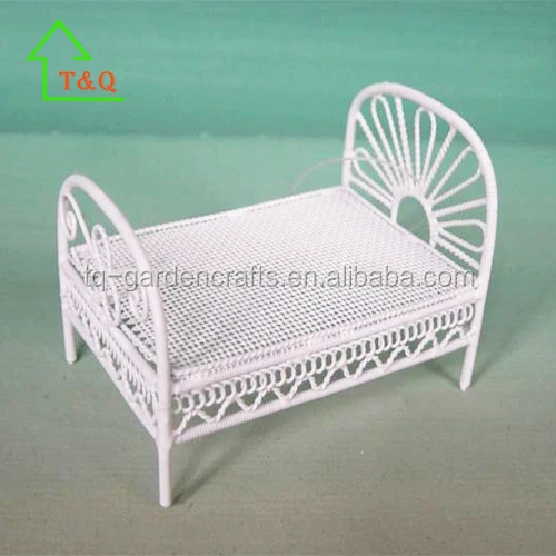 Красивая Уникальная миниатюрная металлическая чисто белая кровать для кукольного домика