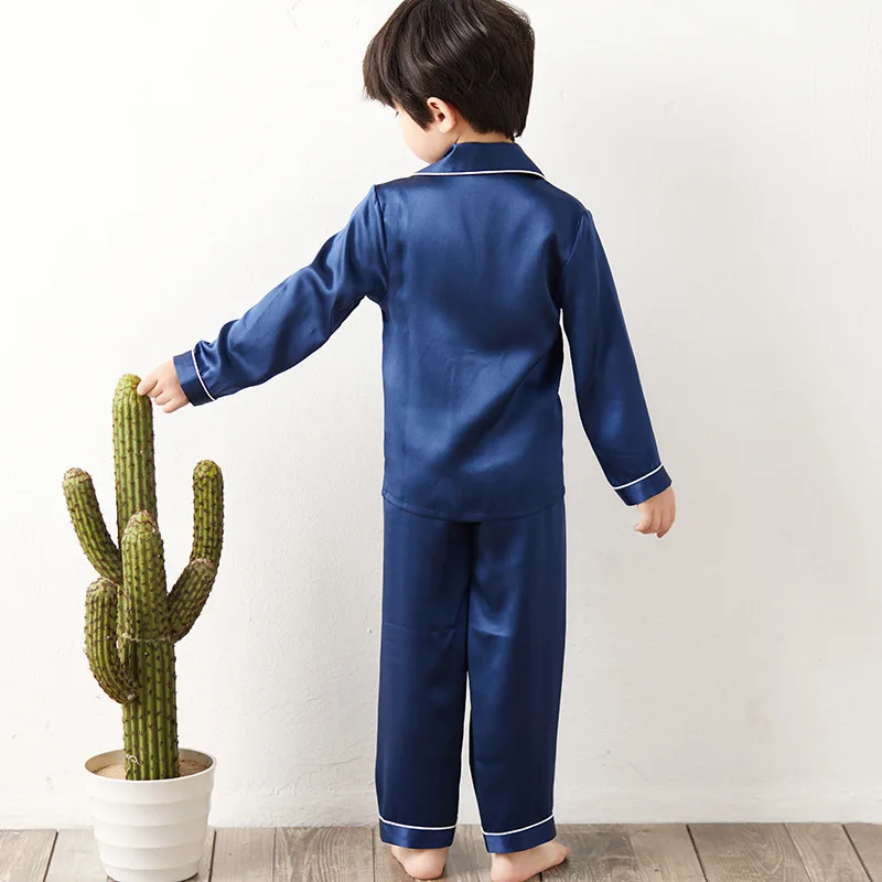  Factory Wholesale 100% Mulberry Silk Long Sleeve Pajamas Set For