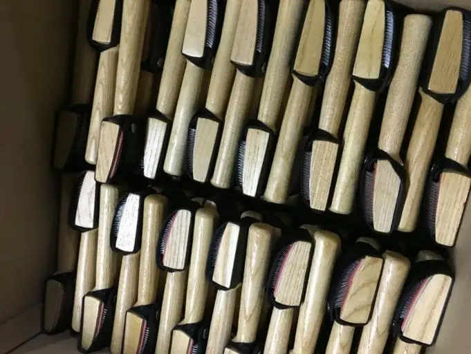 XS00002 OEM Factory Latin Ballroom Samba Foxtrot Rumba Salsa Tango Waltz Swing Social Modern Standard dance shoe brush China