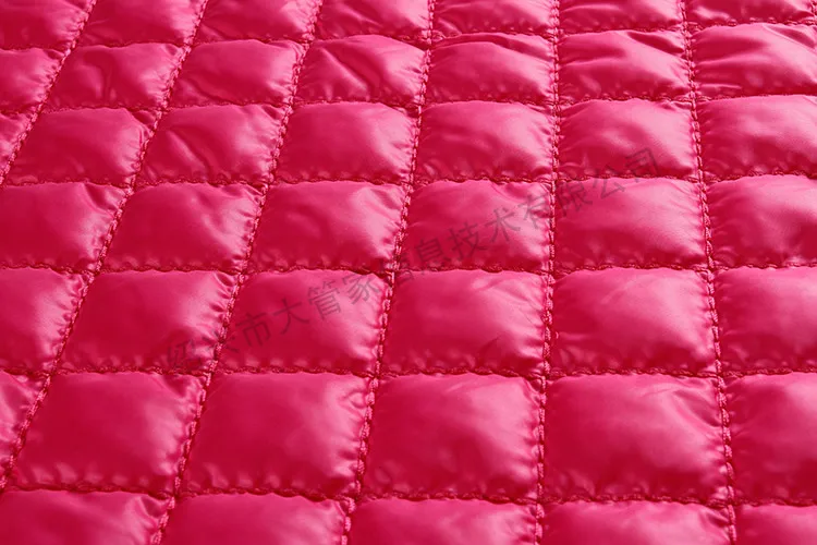High quality 300t taffeta waterproof warm single sided  quilted mattress fabric