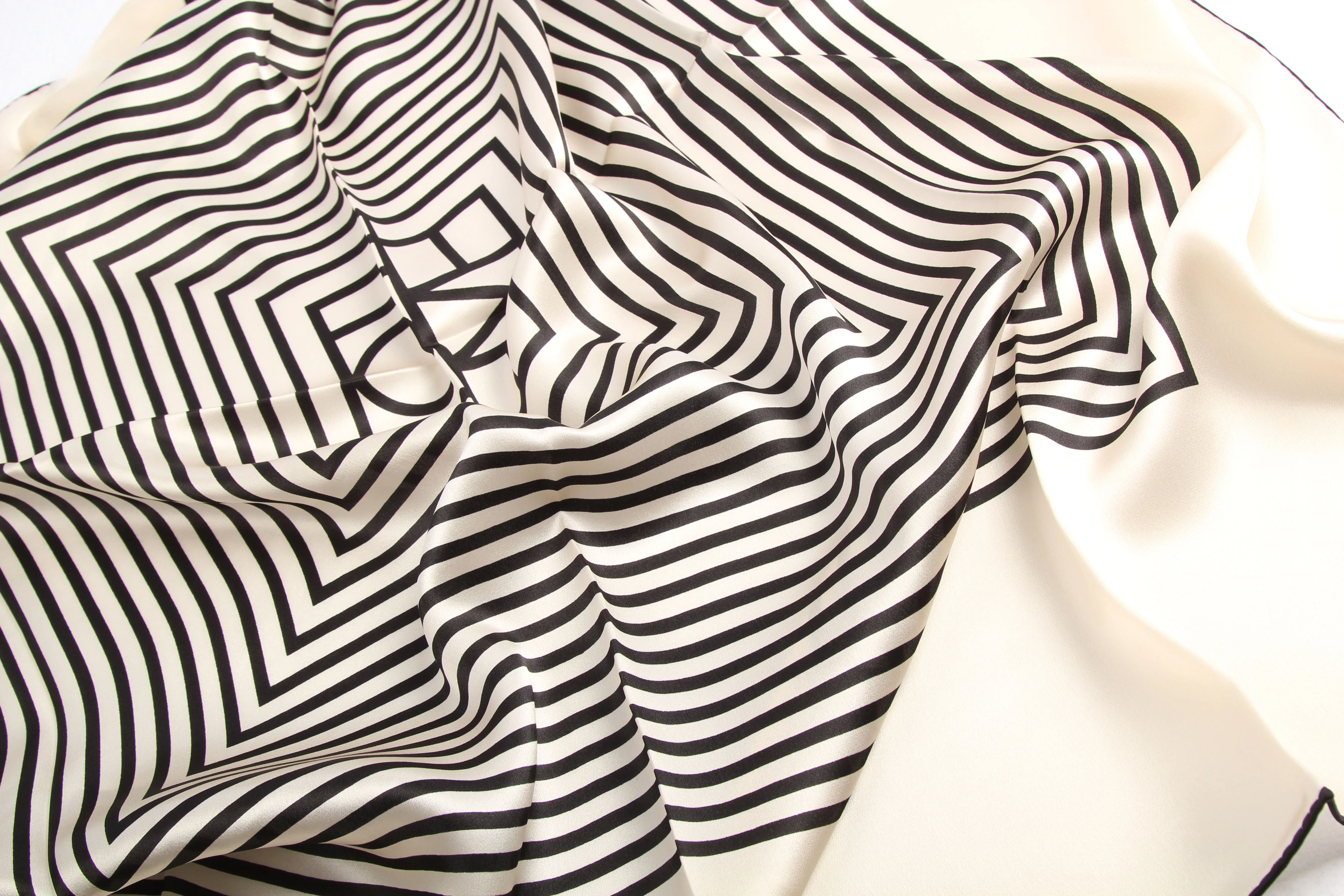 New style 90*90 square stripe printed luxury 100% silk scarf