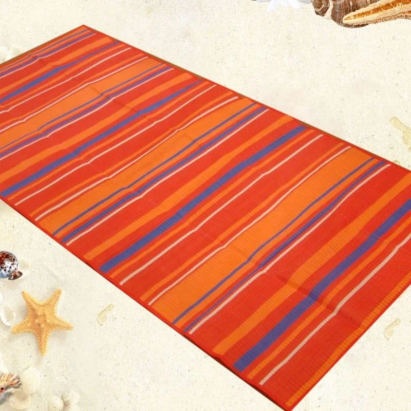 Outdoor foldable sand free  beach straw mat