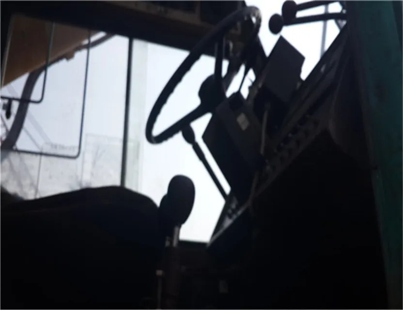 
Used truck crane Japan KOMATS U LW250E-2 / 25 ton rough terrain crane with top quality low working hours for sale 