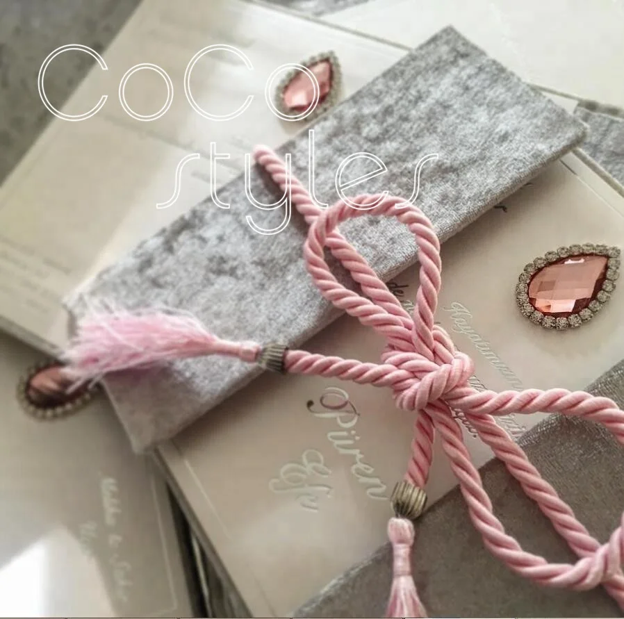 Cocostyles bespoke gorgeous goldfold velvet wedding invitation with rope and crystal decoration for royal style wedding party