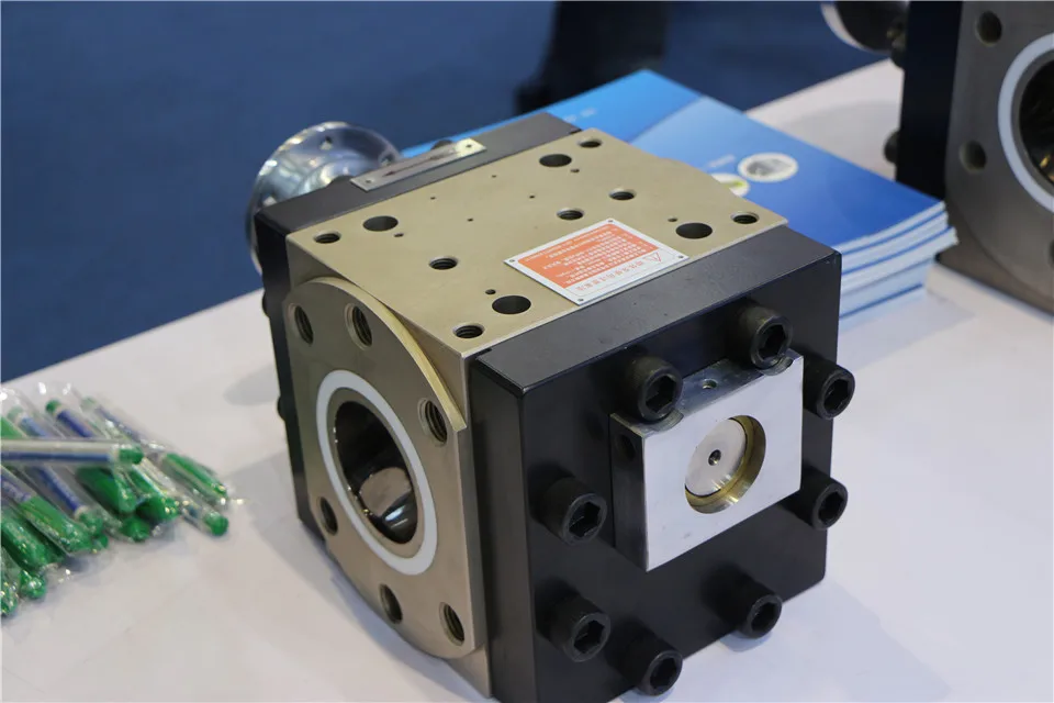 batte herringbone chemical industry polymer cast film extrusion line hot melt adhesive gear extruder melt pump design