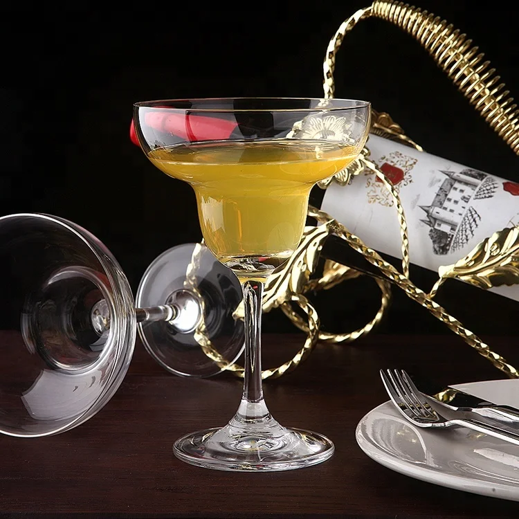 Drinking Lead Free Fine Crystal Wine Glasses