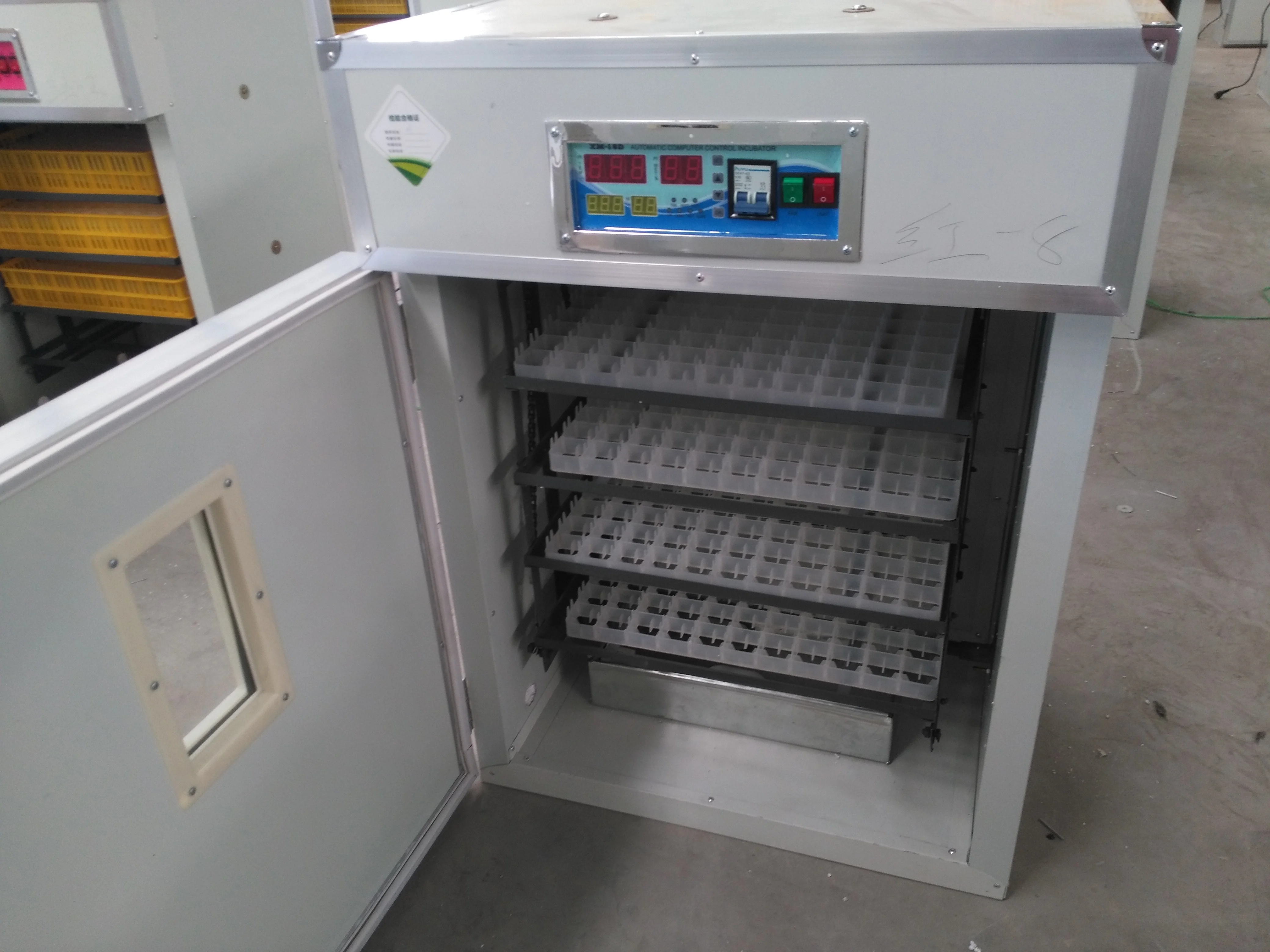 Fully automatic ZH-352 chicken egg incubator