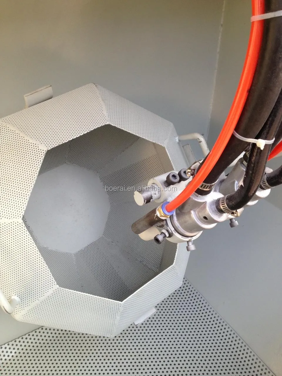 Roller type Sand blasting machine   Little workpiece suitable Automatic sandblasting equipment