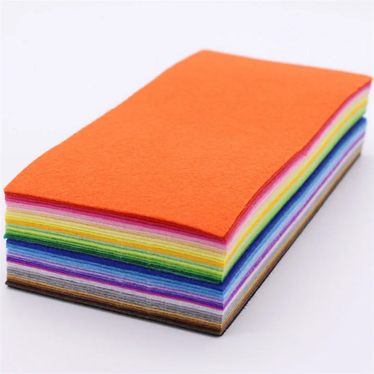 Embroidery Printed PET Needle Punch Nonwoven Felt Fabric For Garment