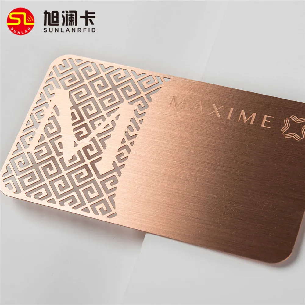 Бесплатный образец позолоченный Мой лазерная резка металла голограмма VIP-изготовление визиток в Китае