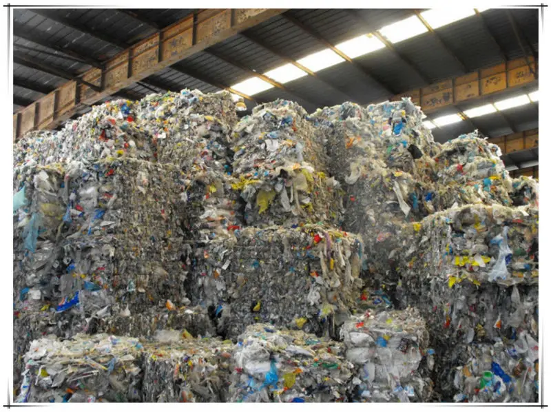 оборудование для переработки пластики с получением пиролизного мазута ,очень экологичное оборудование и выгоднрое дело.