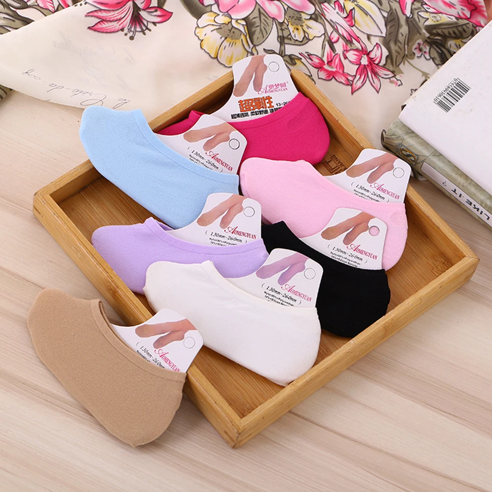 
Women Invisible Cotton Non slip Silicon Anti slip Casual Plain Fashion Low Cut Socks Boat Socks Antiskid No Show Invisible socks 