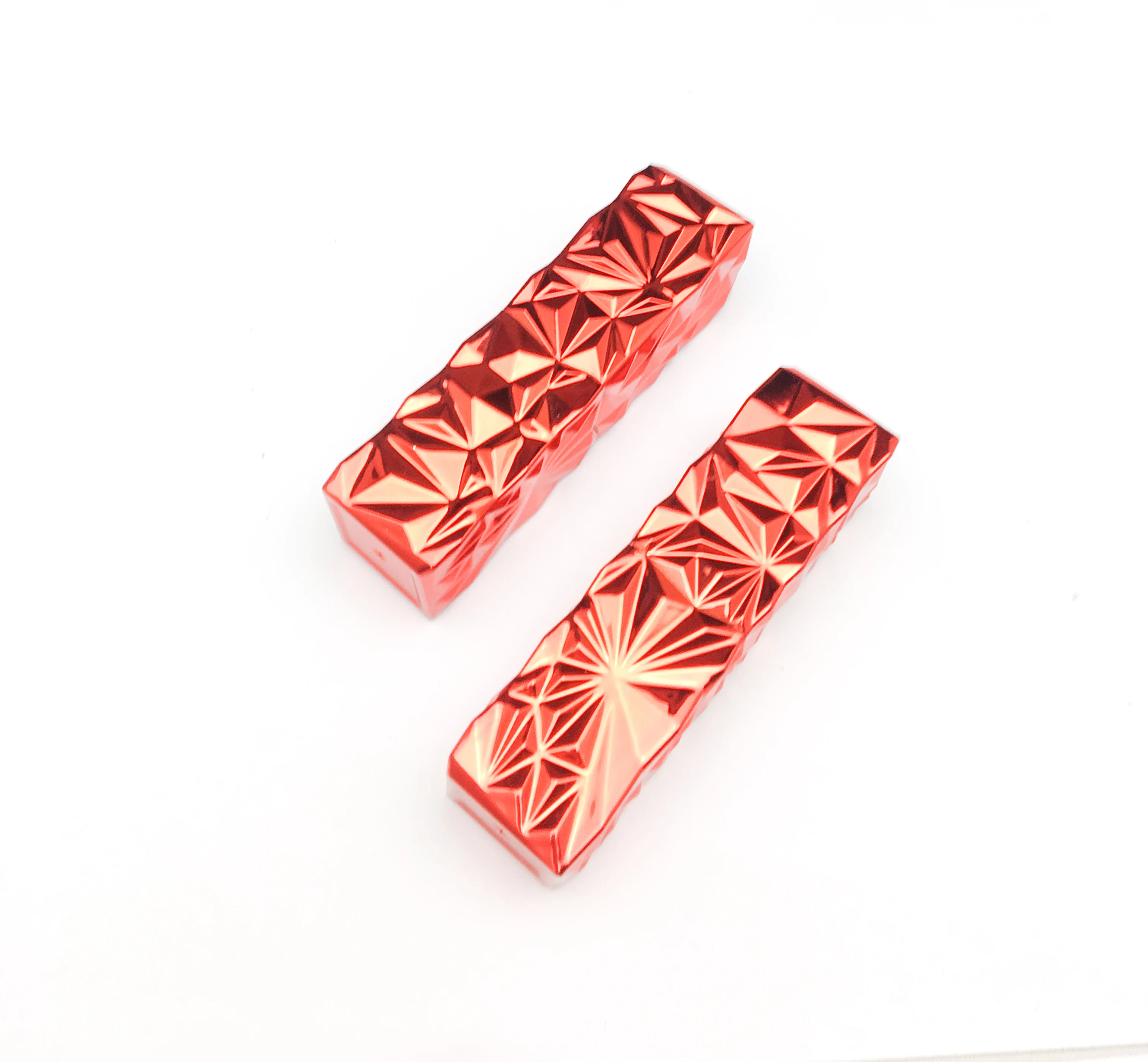 2019 Новейший OEM ODM модный косметический логотип Private Label леди Макияж Губная помада для губ