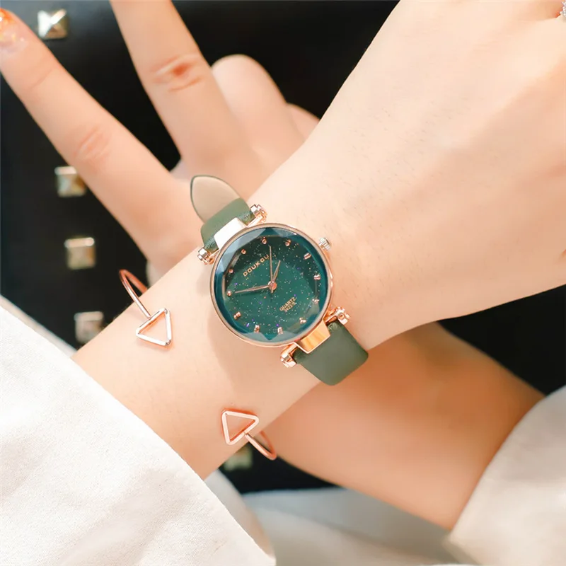 Fashion Women Watches Exquisite Starry Sky Small Dial Watch Ladies Quartz Wristwatch Relogio Feminino