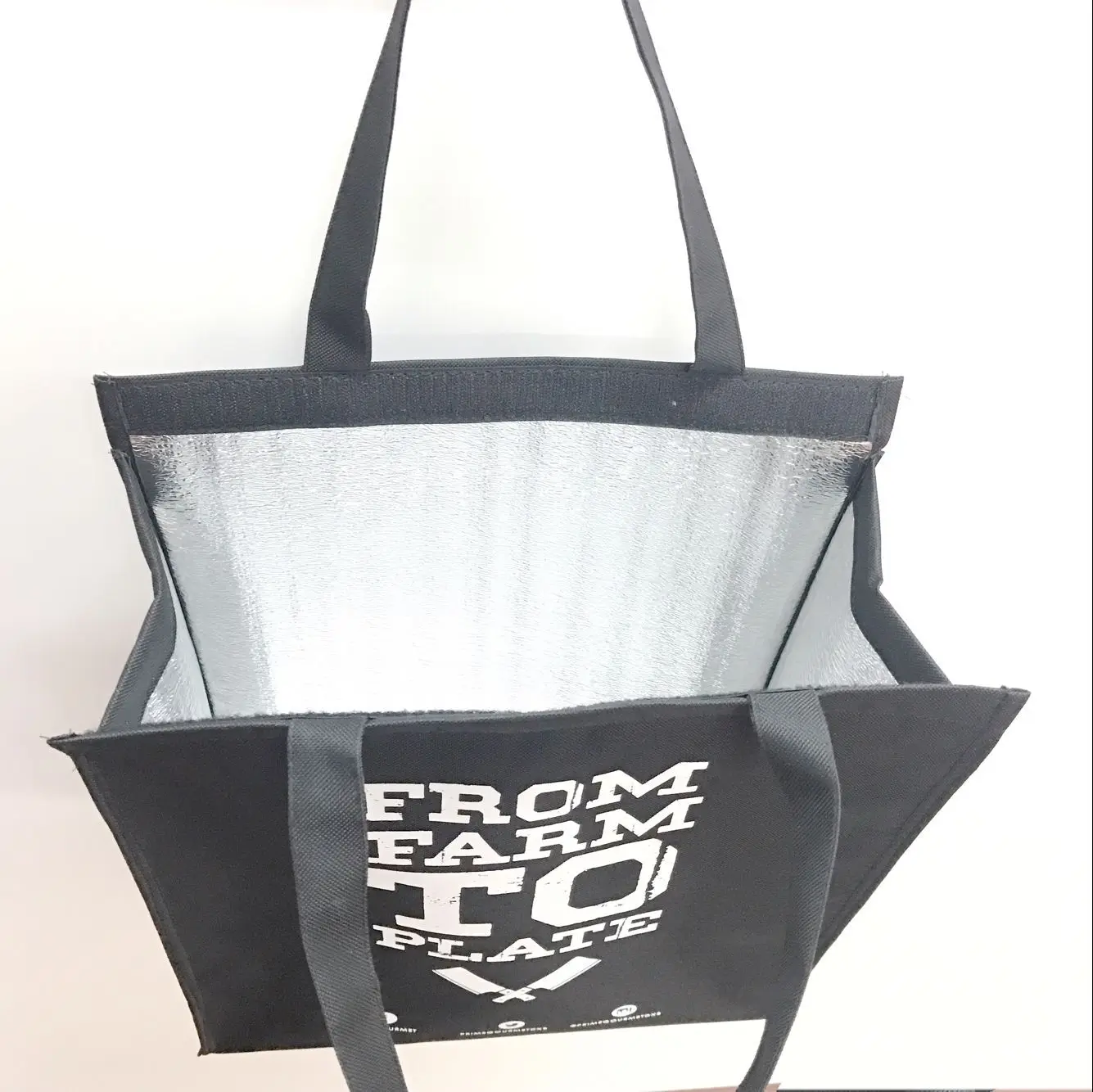 China Non-Woven Polyester Zipper Tote Insulated Shopping Cooler Bag With Custom Logo