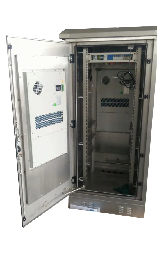 IP55 outdoor telecommunication cabinet with cooling system