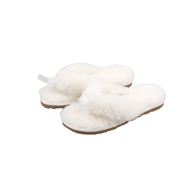 Wholesale ladies fuzzy merino lamb wool flip flops indoor sheepskin slide sandal slippers for women
