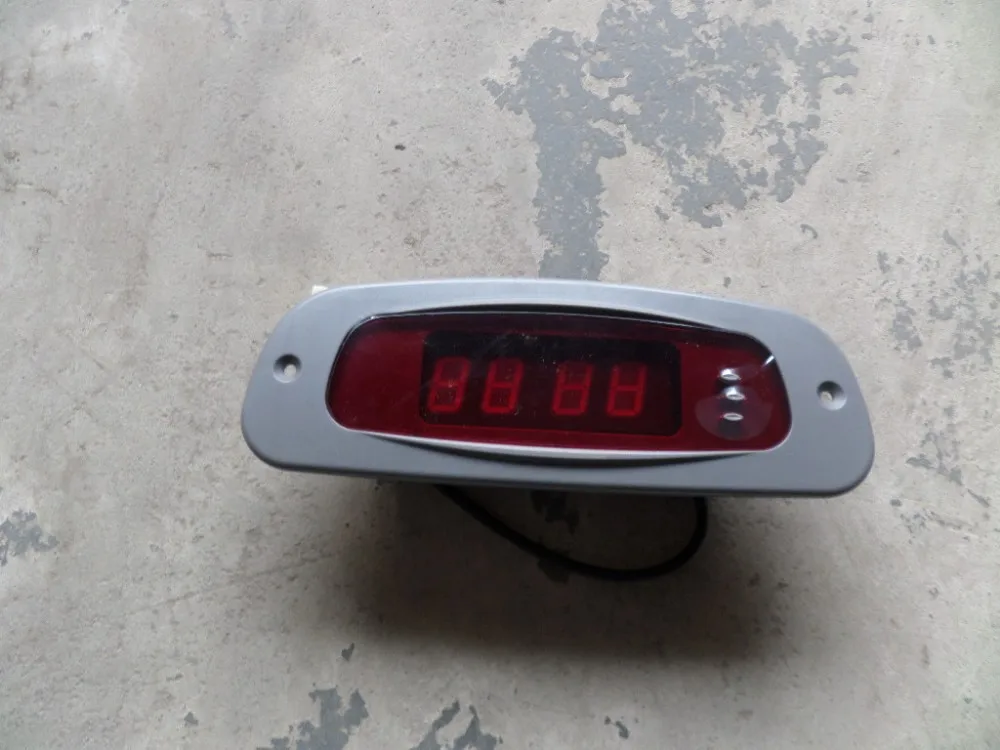 HC-B-53002 Bus Accessories Universal Digital Clock from China Manufacturer