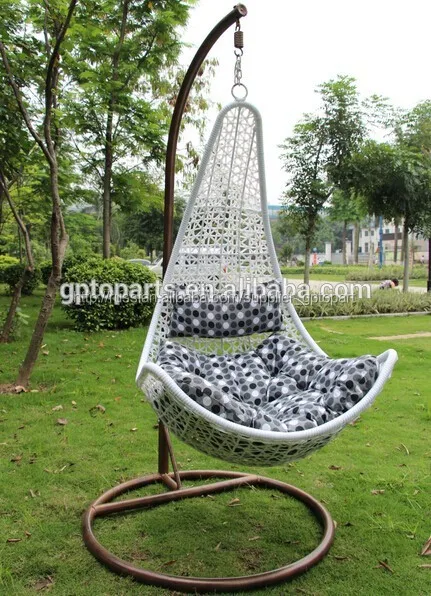 плетеных стула висит дом качели висячие ball председатель