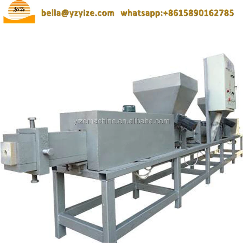 Машина для переработки древесных опилок на фанеру