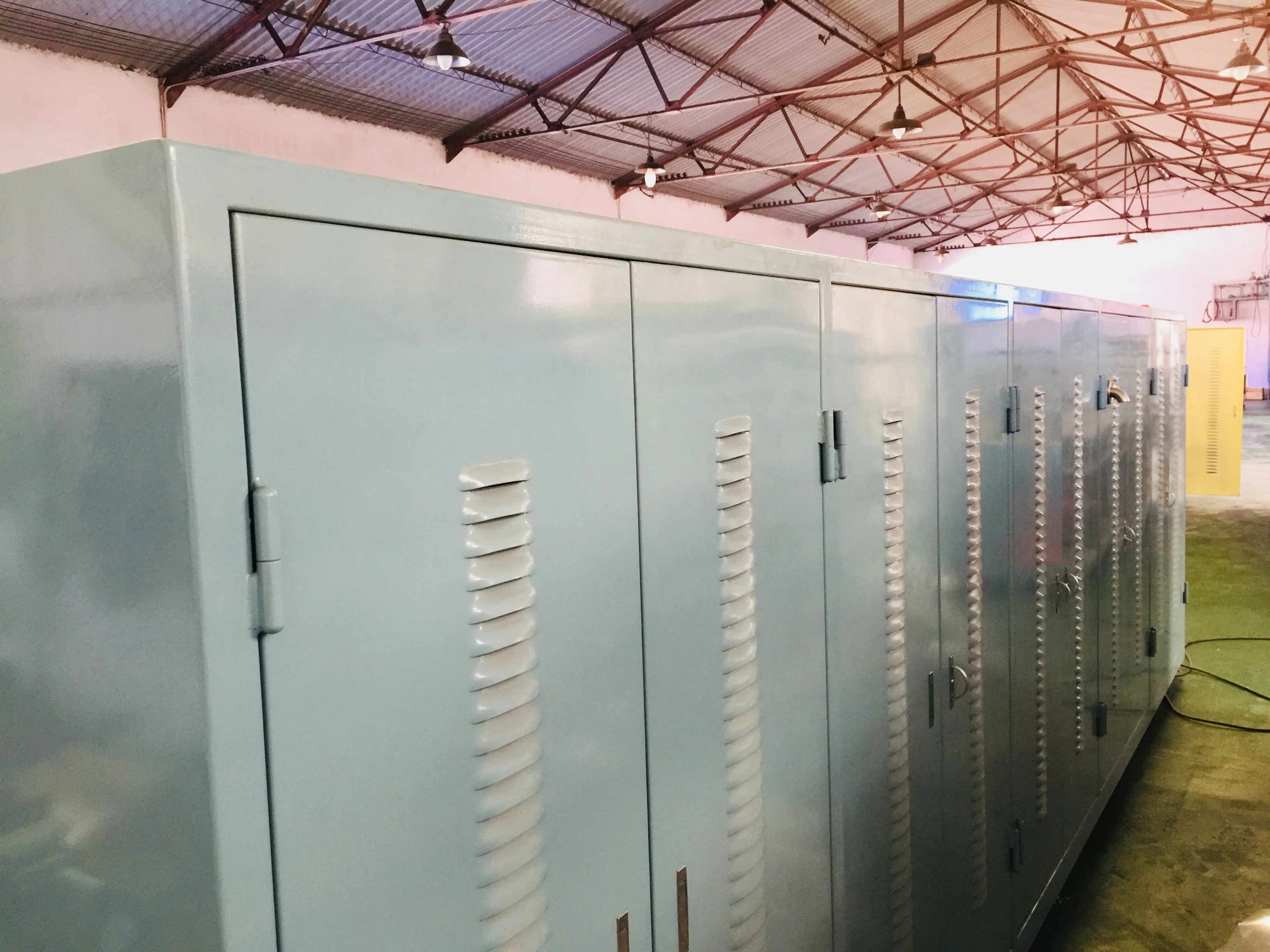 Cosmetic laminated plastic soft tube making machine