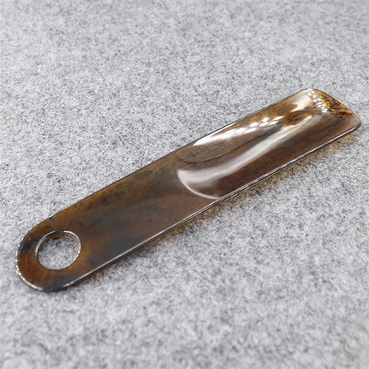 The factory price plastic small easy to take shoe horn