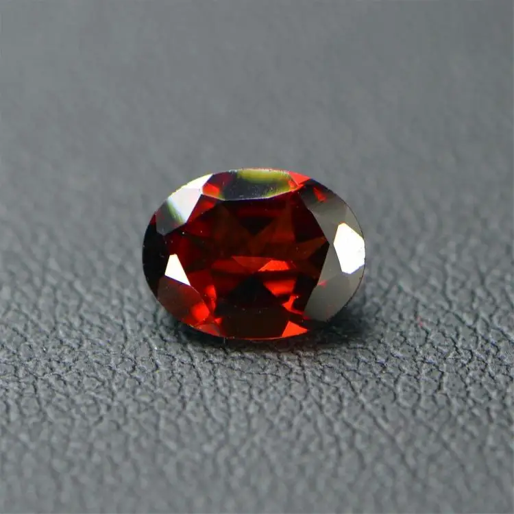Wholesale Oval-shape Pigeon Blood Red Color  Natural Garnet Stone Loose Gemstone 6*8mm with Best Quality and Best Price