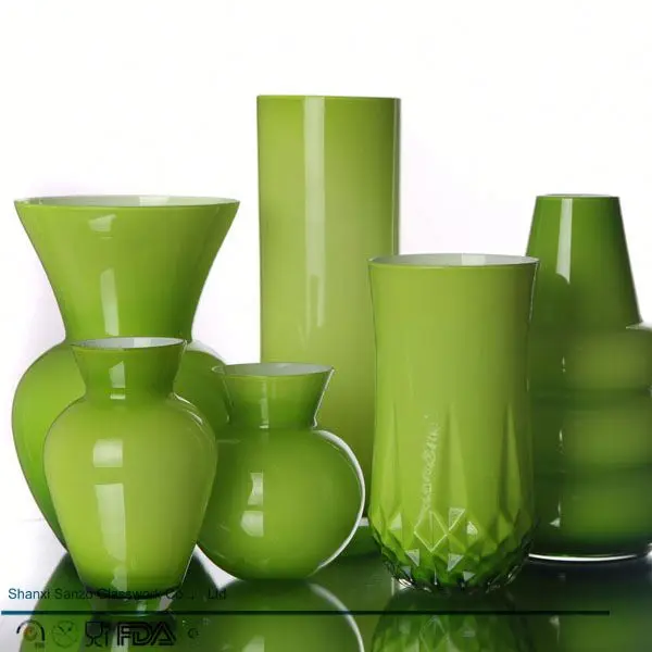 Sanzo Custom Glassware Manufacturer frosted bottle round colour glass vase mini glass vase