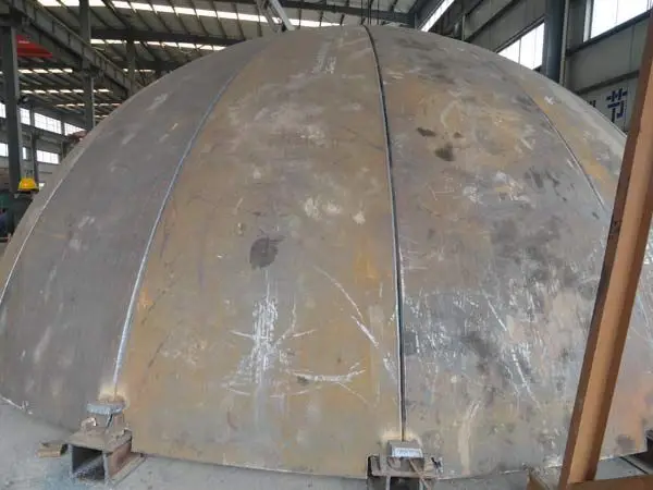 Hot Formed hemispherical dish head