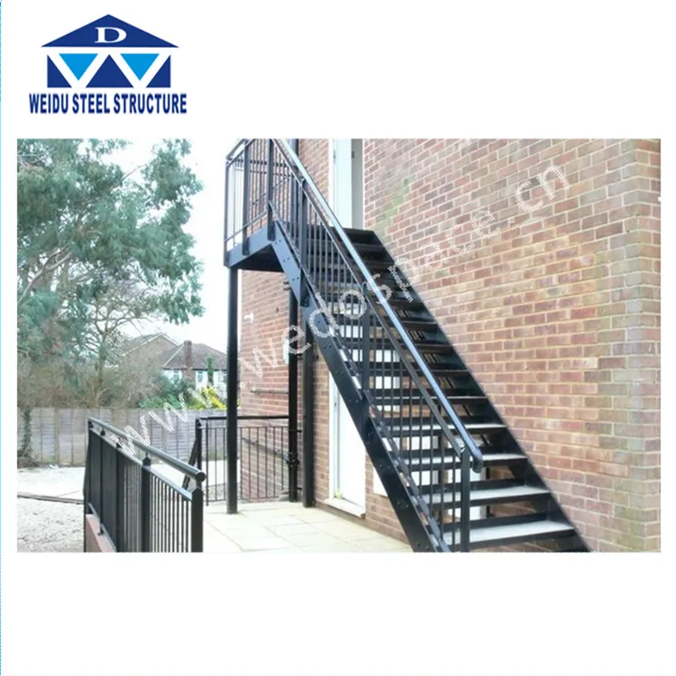 Лестница из кованой стали под заказ, размер/стиль