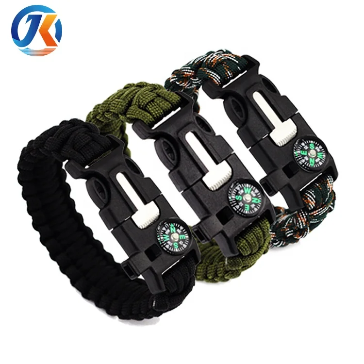 Multifunctional custom paracord bracelet