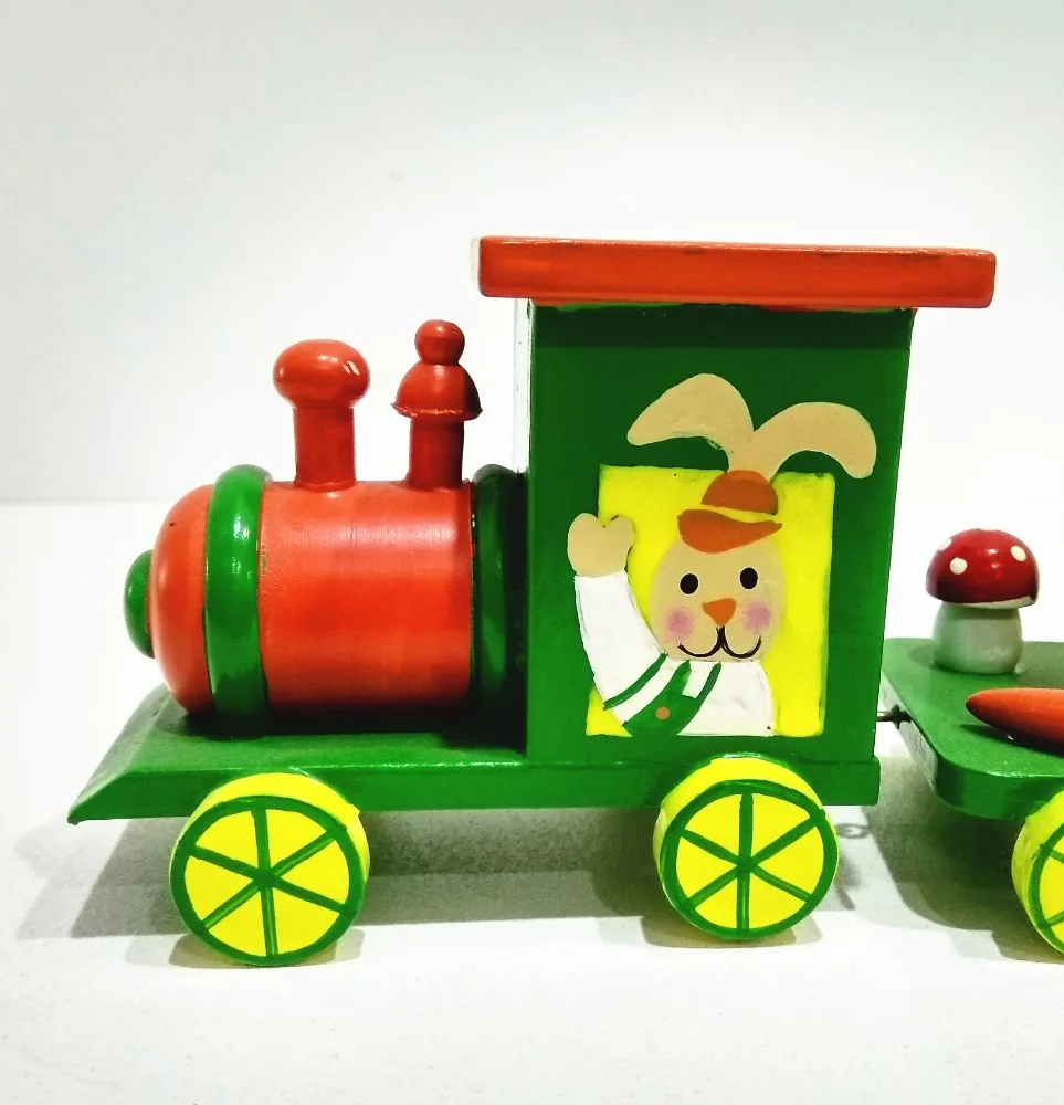 Hot Sale Handmade Painted Decorative wooden train ornament Easter egg holder
