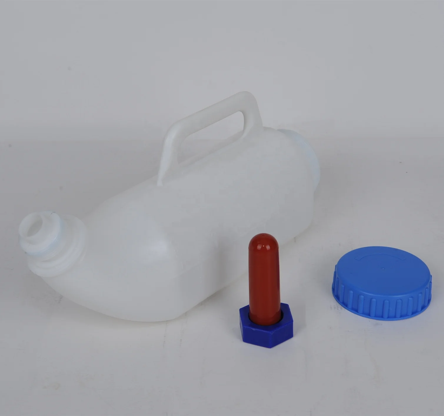 NL933 Hot sales plastic animal cattle feeding bottles for calf lamb sheep goat