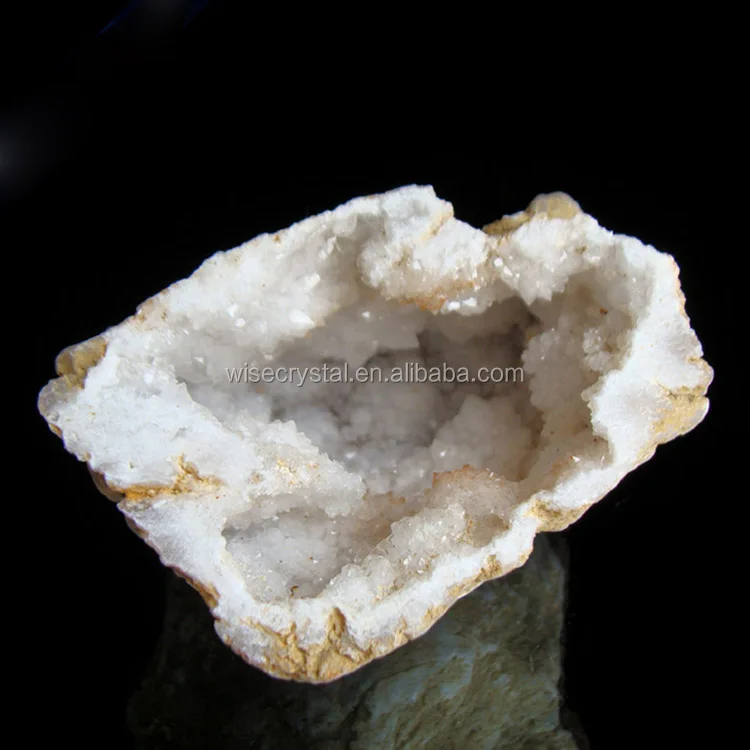 Wholesale natural crystal healing agete geode Rough quartz geode