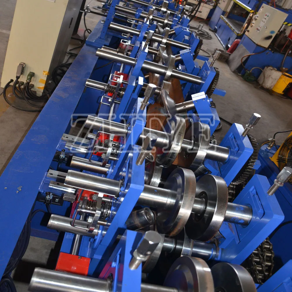 Quick Exchangeable C & Z Purlin Roll Forming Machine Auto Size Changeable C Z Purlin Machine C Prulin Making machine