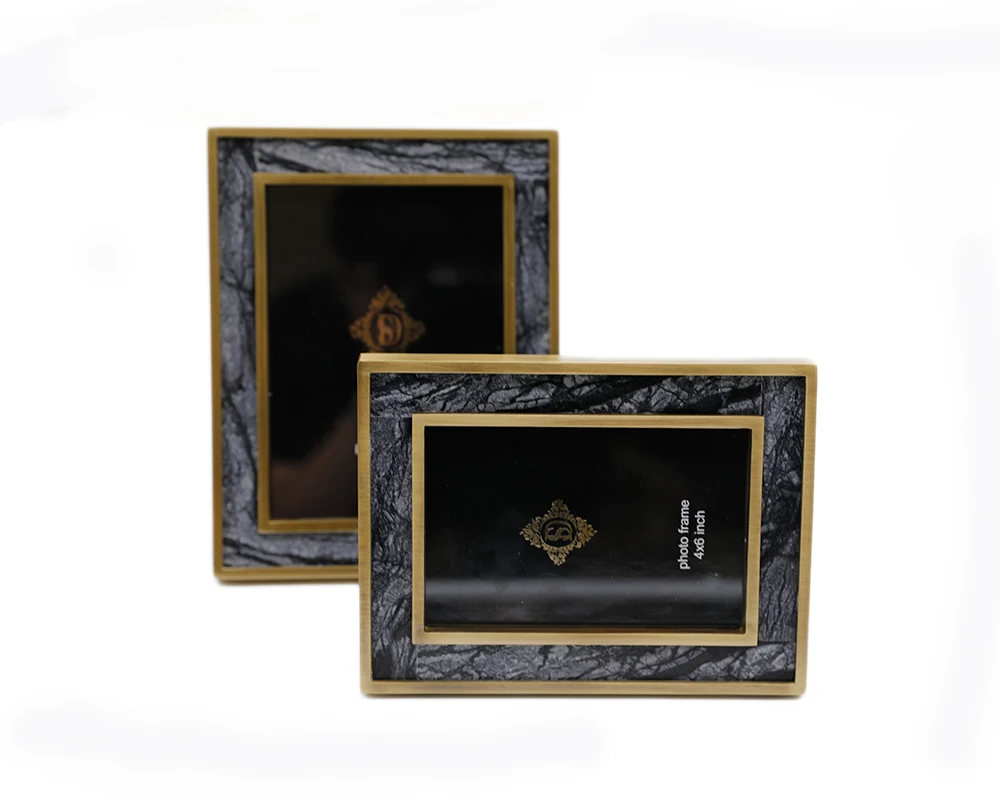 
Light luxury bedside table TV decorative copper frame for photo model gold photo frame decoration European 6 inch 7 inch photo 