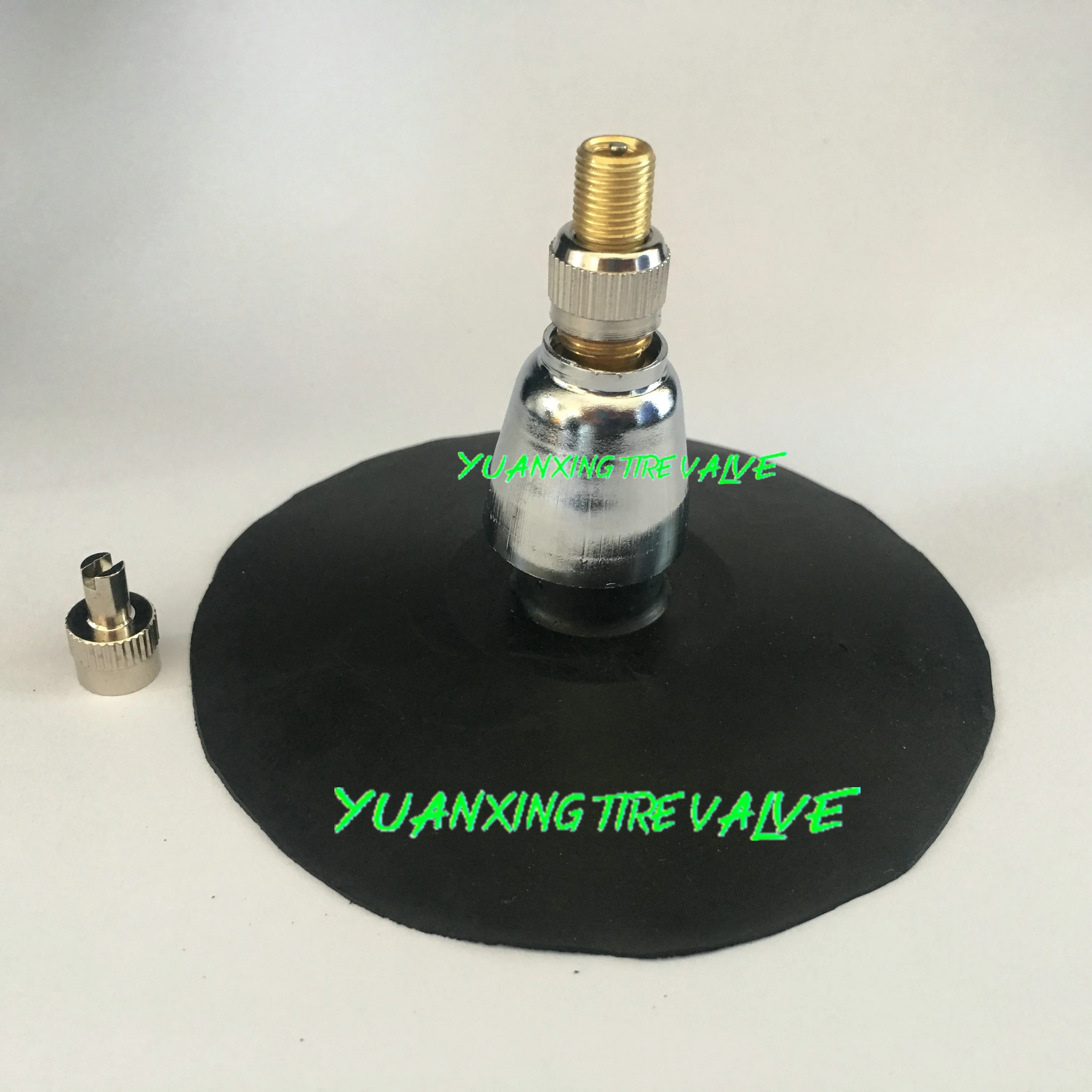 TR218A Natural rubber Tyre valve for Truck  with brass stem and core