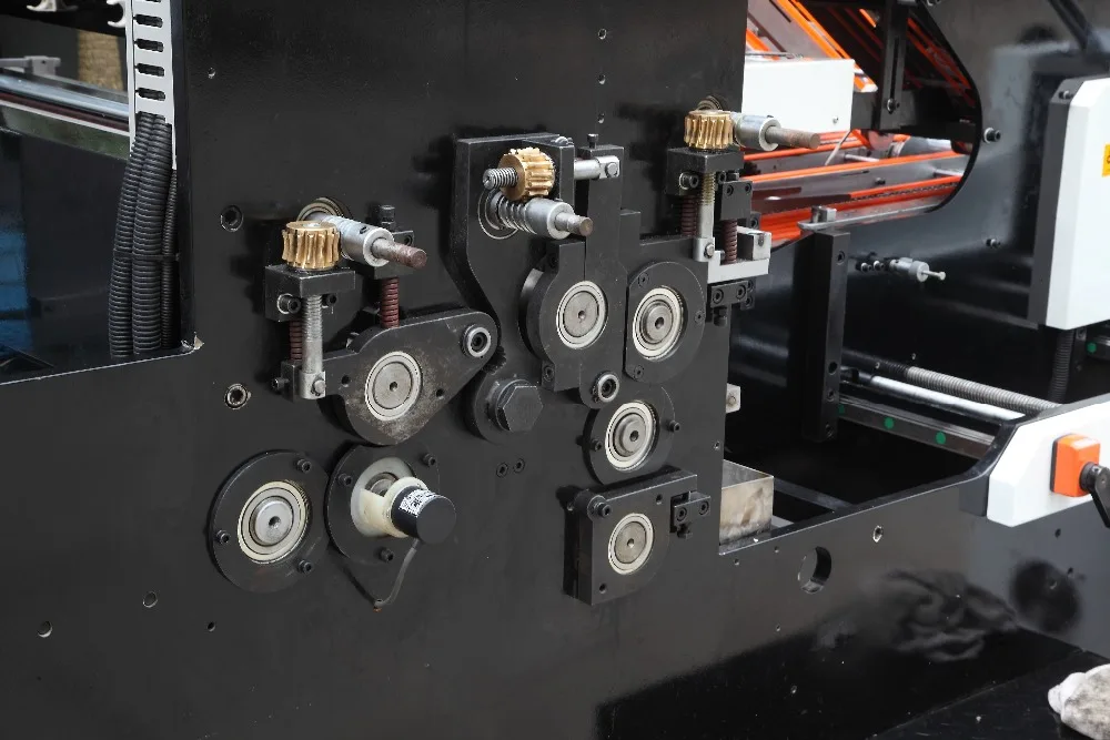 automatic cardboard to corrugate paper laminator laminating machine