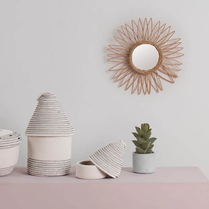 Hand Woven Craft Home Bedroom Sun Flower Round Decorative Wood Wicker Willow Frame Rattan Wall Mounted Mirror 5 Sets