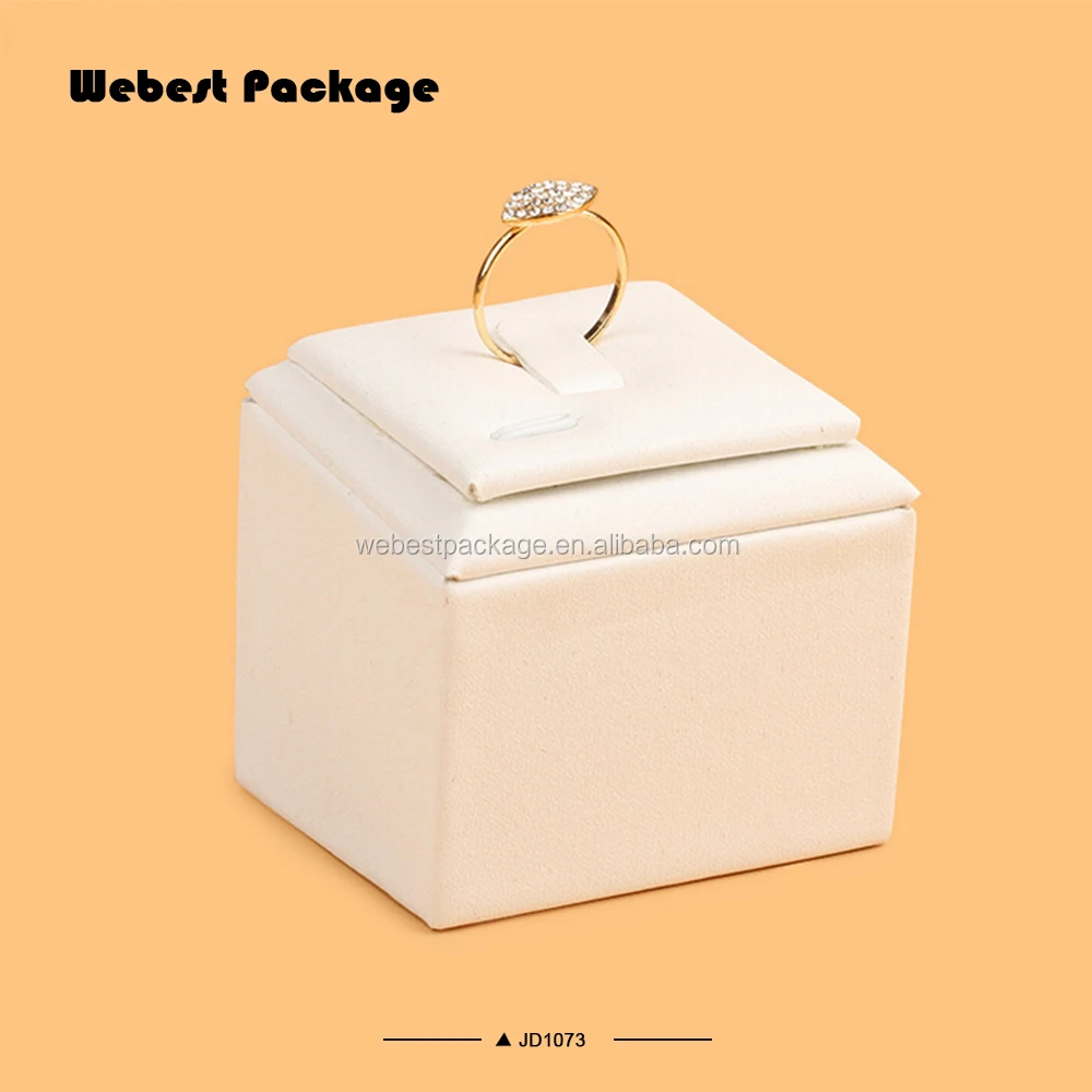 
Webest first class high level customized good-looking portable jewelry display velvet ring 