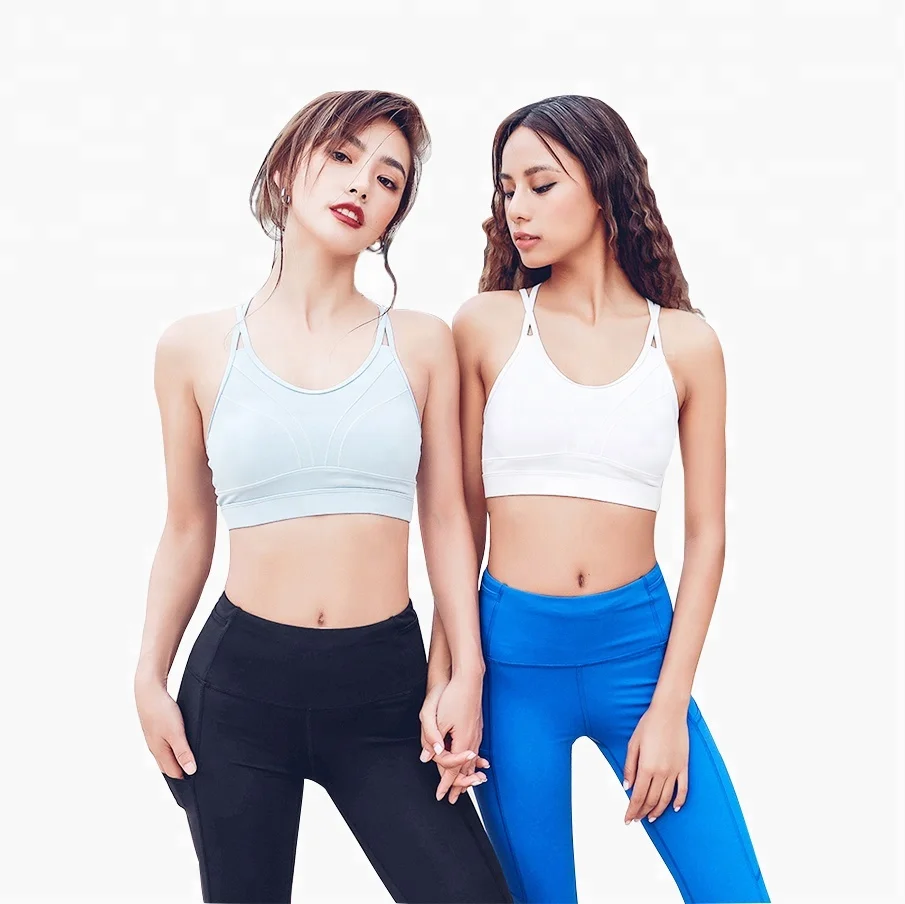 Cheap chinese stylish cheer adjustable black maternity cross fit with built front zipper closes port wear sport bra