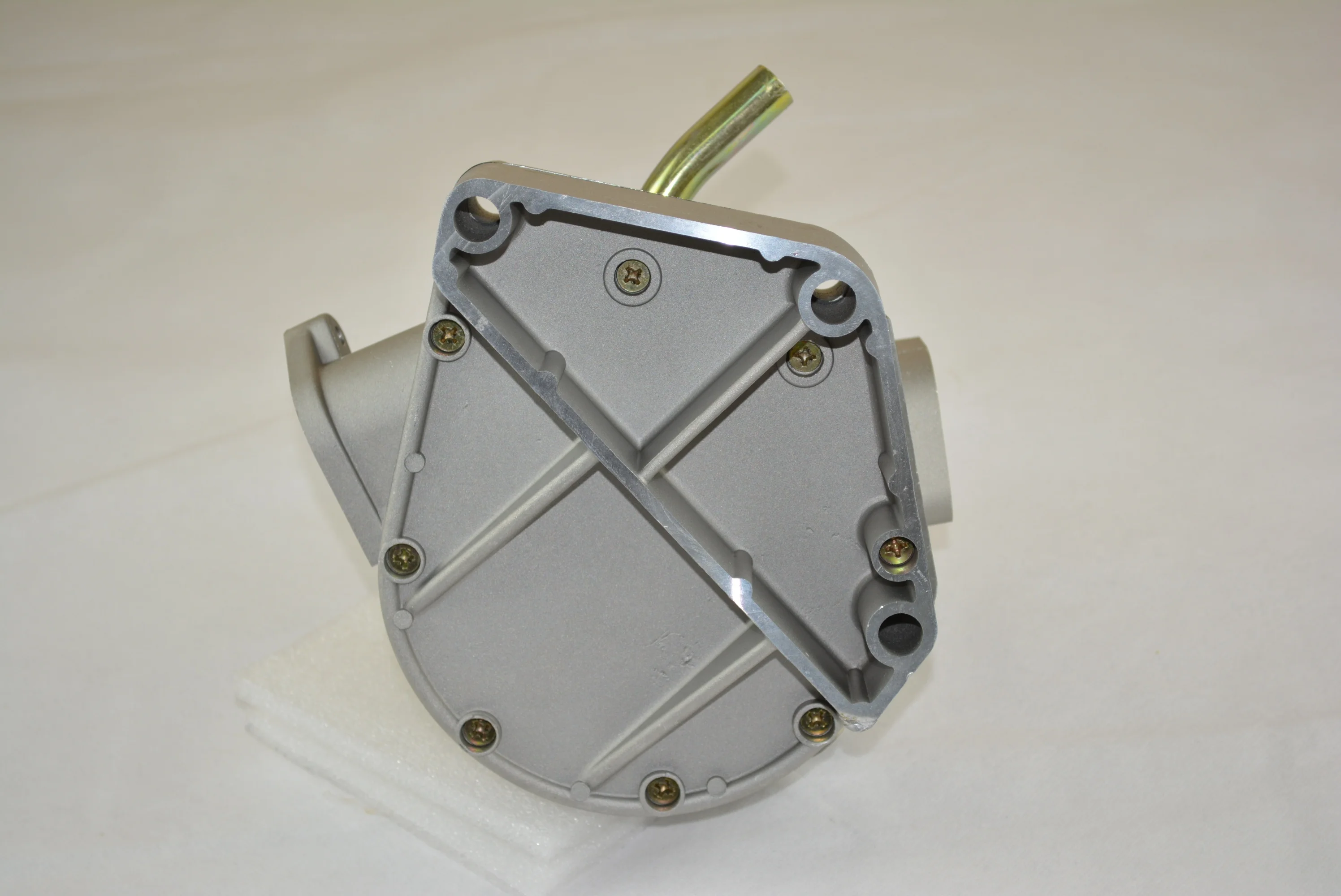 4538058 Brand New Water Pump for Fiat Iveco Bus, Truck Engine Cooling System