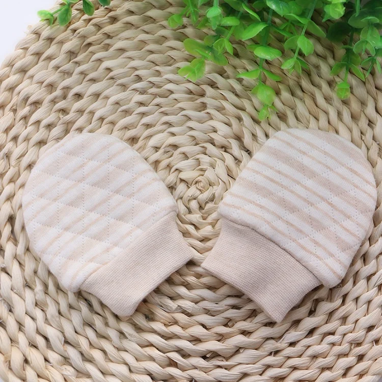 Guangzhou manufacture custom GOTS certificate 100% organic cotton winter warm newborn baby scratch mittens